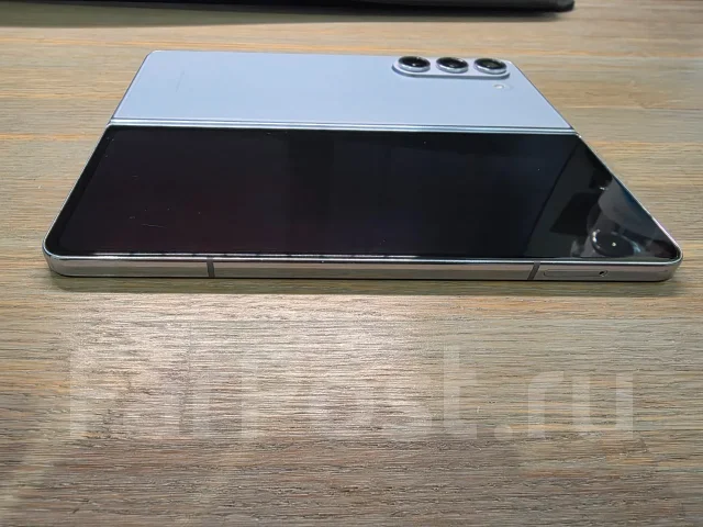 Samsung Galaxy Z Fold5. �/�, 512 �� ����