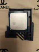 AMD Athlon X4 ����