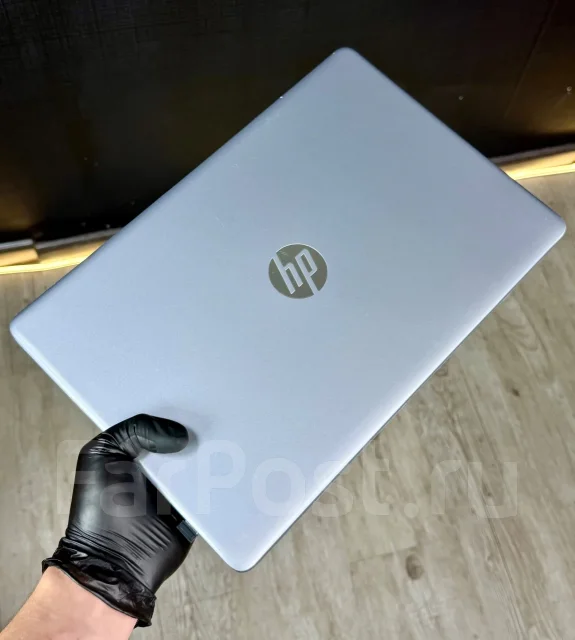 HP Pavilion x2-10-k066ur. 15.6", 1,3����, ��� 8 ��, ���� 256���, WiFi: 1, Bluetooth: 1 ����