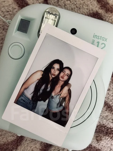 Fujifilm Instax Mini 12 ����