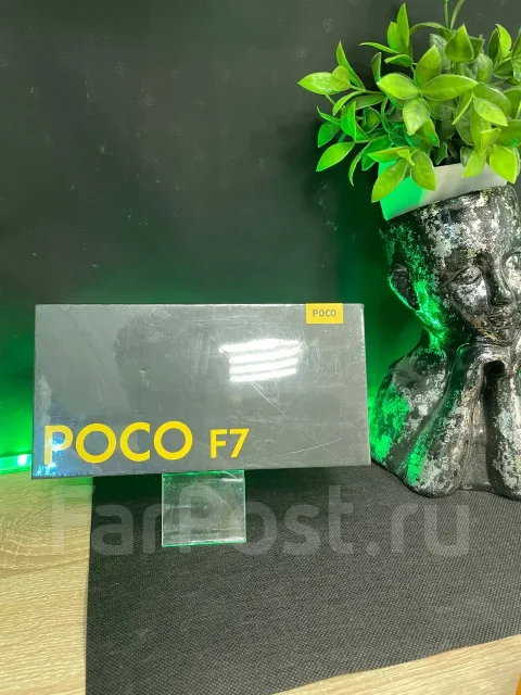 Xiaomi Poco F7. �����, 512 ��, �����, 3G, 4G LTE, 5G, Dual-SIM ����