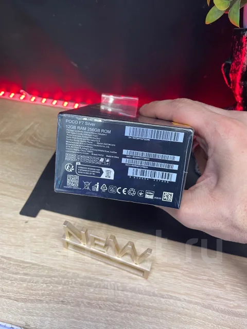 Xiaomi Poco F7. �����, 256 ��, �����, 3G, 4G LTE, 5G, Dual-SIM ����