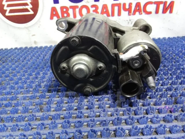 ������� AUDI A4 06D911021B 8K5 CDH 06D911021B ����