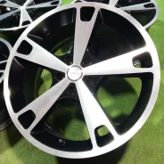 Fabulous Various. 8.0x19", 5x114.3, ET38, �� 73���. ����