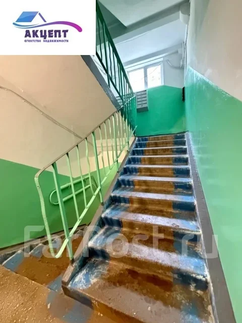 2-���������, ����� ������������ (���. ���������) 12. ���������, ���������, 43,4���.��., 1/5 ����. ������� ������ ����