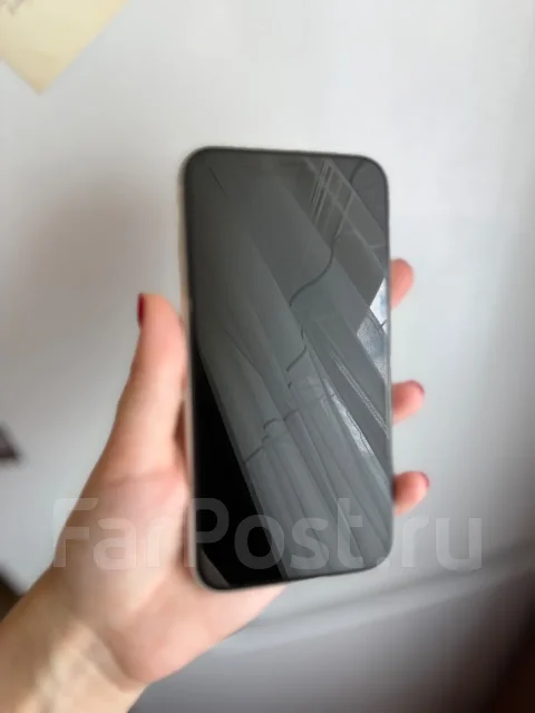 Apple iPhone Xr. �/�, 64 ��, �����, 4G LTE ����