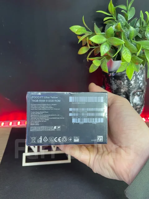 Xiaomi Poco F7 Ultra. �����, 512 ��, ������, 3G, 4G LTE, 5G, Dual-SIM ����