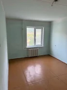 4-���������, �������� 50 ��� ������� 251. �������, ���������, 80���.��., 4/5 ���� ����
