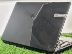 Packard Bell EasyNote TE11. ��� 2048 ��, ���� 512���, WiFi: 1, Bluetooth: 1 ����