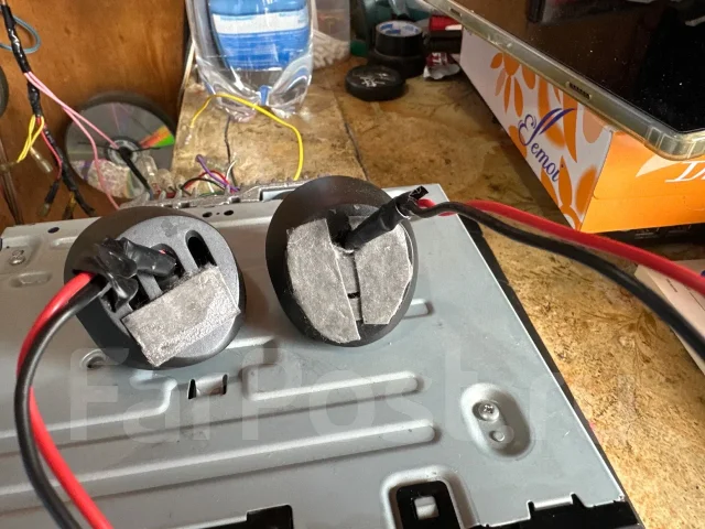Boston Acoustics ����