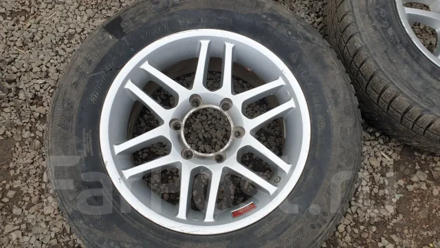 Wilcroxx. 7.0x16", 6x139.7, ET30 ����