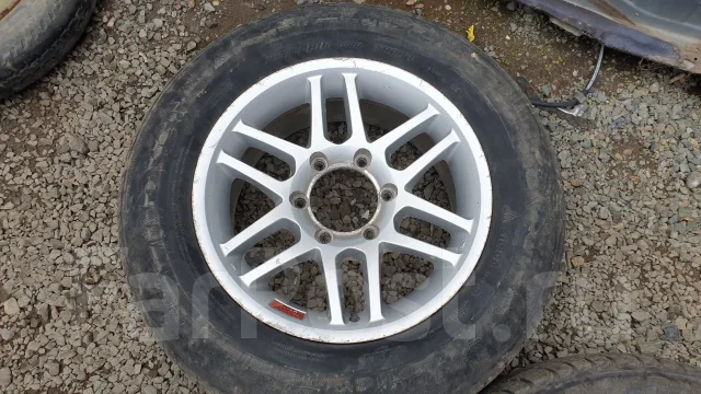 Wilcroxx. 7.0x16", 6x139.7, ET30 ����