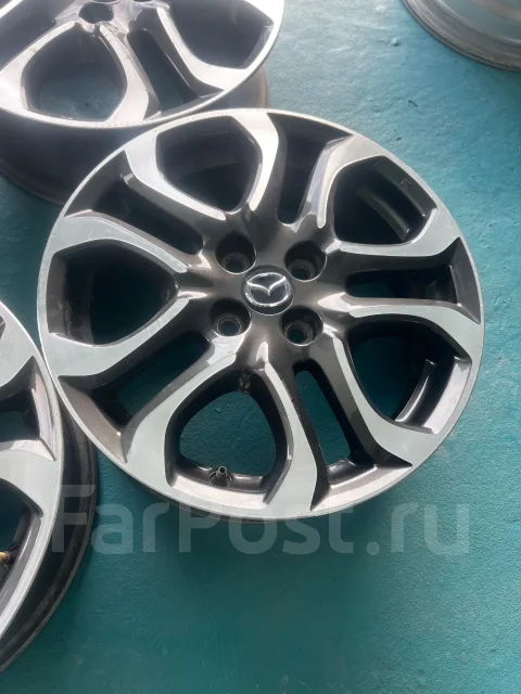 Mazda. 5.5x16", 4x100, ET40 ����