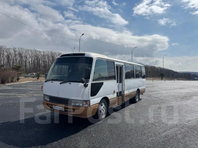 Toyota Coaster ����
