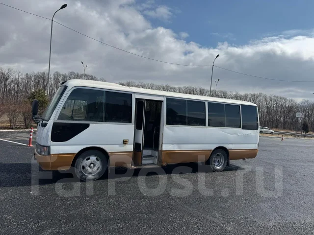 Toyota Coaster ����