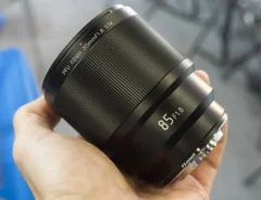 Sony. ������� ������� 72 �� ����