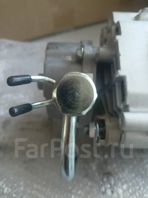 ��������� �������� 4 D56 12V. 90A. 2����� MD339609 ����