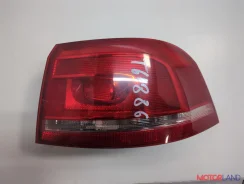 ������ (������) Volkswagen Passat 7 2010-2015 ������ 21196251, ������ 3AF945096E ����