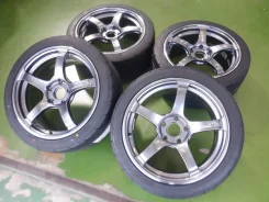 Advan Racing TC-4