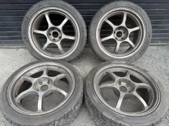 Black Racing. 8.0/9.0x18", 5x114.3, ET30/38 ����