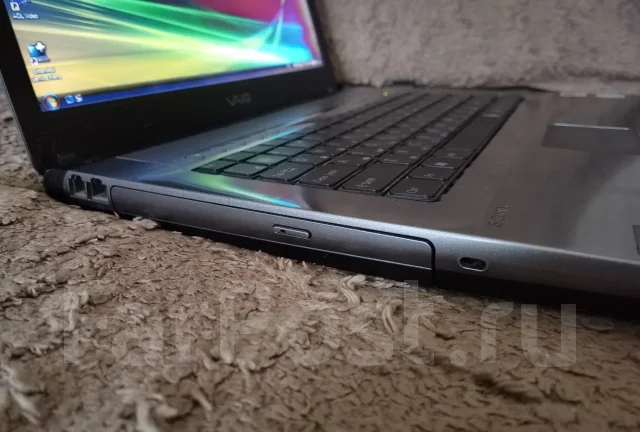 Sony VAIO VGN. 15.4", 1,6����, ��� 1024 ��, ���� 160���, WiFi: 1 ����