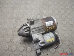 ������� Nissan Juke 2010-2019 21193636 233001KA1C ����
