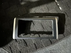 ������ ����� ��������� �� Toyota Wish 2009-20017 ����