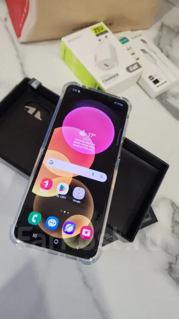 Samsung Galaxy Z Flip5. �/�, �����, 5G ����