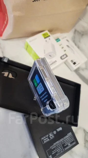 Samsung Galaxy Z Flip5. �/�, �����, 5G ����