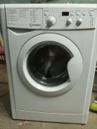 Indesit ����