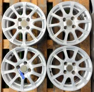 Bridgestone Vaggio. 5.5x14", 4x100, ET40, �� 67,1���. ����