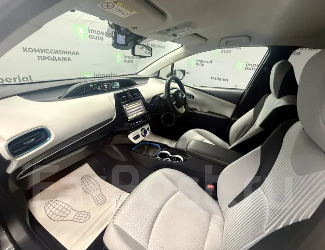Toyota Prius. �������, 4wd, 1.8 (98��.�.), ������, 100 000����. �� ����