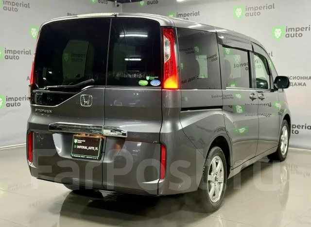 Honda Stepwgn. �������, 4wd, 1.5 (150��.�.), ������, 108 000����. �� ����