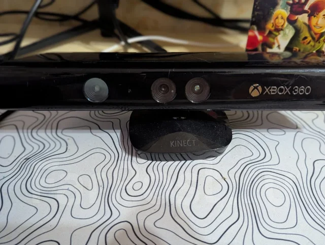 Microsoft Xbox 360 E ����
