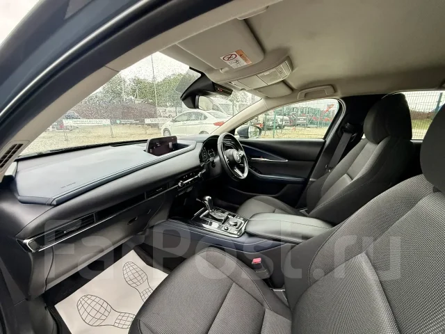 Mazda CX-30. �������, ��������, 2.0 (156��.�.), ������, 96 000����. �� ����