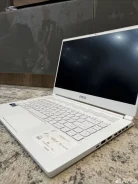 MSI Stealth 15M. 15.6", 2,4����, ��� 32 ��, ���� 512���, WiFi: 1, Bluetooth: 1, ����������� �� 2��. ����