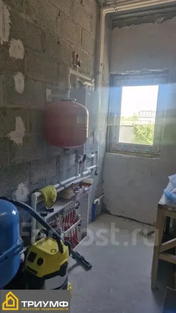 ��������� ��� � ������ �. ������. �-� �� ������, ��� 110.4��&sup2;, ������� 15.8����., ���, ����: �������, ������������� 25 ��� ����