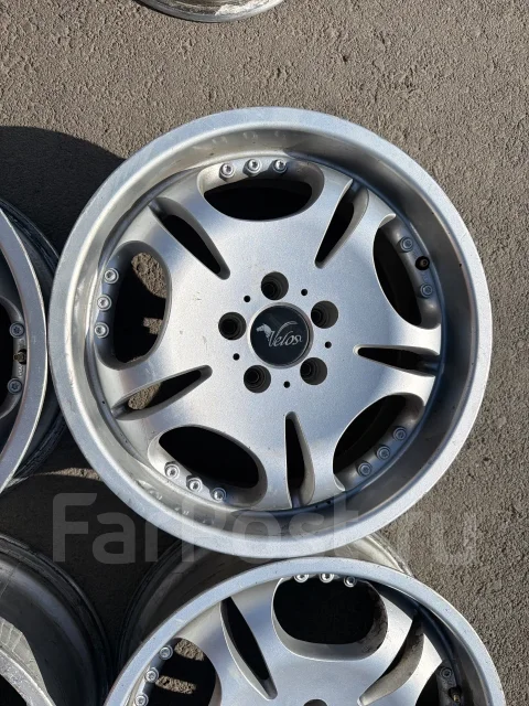 Velox. 7.5x18", 5x114.3, ET38, �� 73���. ����