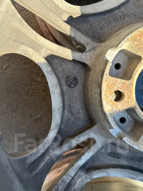 Velox. 7.5x18", 5x114.3, ET38, �� 73���. ����