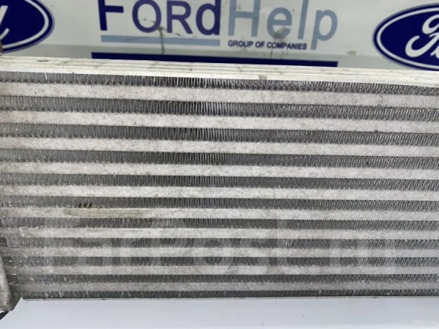 ���������� Volvo V40 2010-2019 31368270 31368270 ����