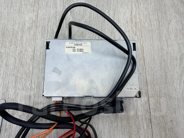 Clarion MAX735HD ����