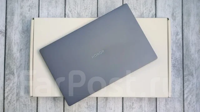 Honor MagicBook 16. 16.1", 3,3����, ��� 16 ��, ���� 512���, WiFi: 1, Bluetooth: 1, ����������� �� 8��. ����