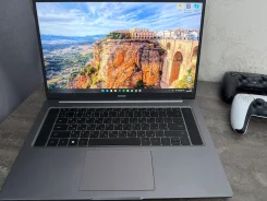 Honor MagicBook 16. 16.1", 3,3����, ��� 16 ��, ���� 512���, WiFi: 1, Bluetooth: 1, ����������� �� 8��. ����