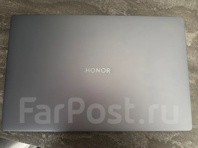 Honor MagicBook 16. 16.1", 3,3����, ��� 16 ��, ���� 512���, WiFi: 1, Bluetooth: 1, ����������� �� 8��. ����