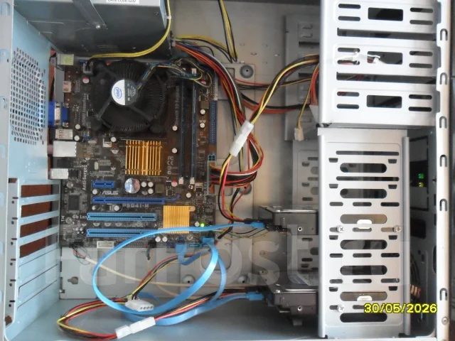 ������� ����� 3,5 �����. 2 000���, ��������� SATA ����
