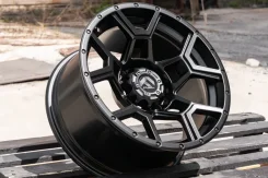 Fuel Off-Road. 9.0x17", 6x139.7, ET0, �� 110,1���. ����