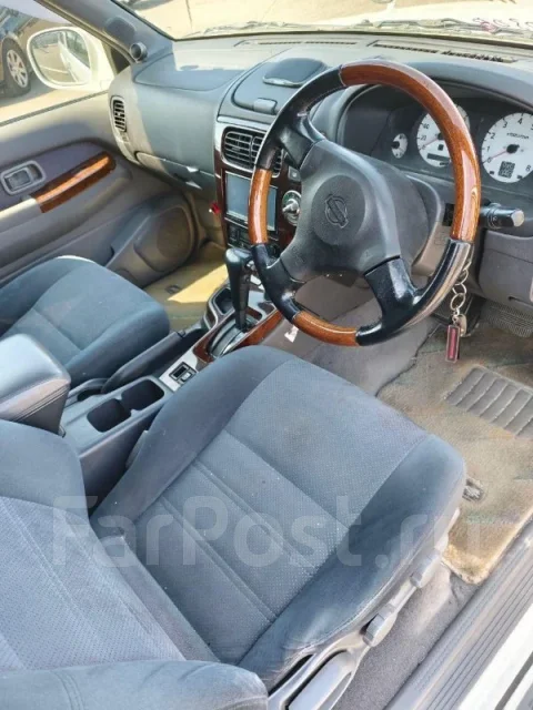 Nissan Terrano Regulus. JLR50, VG33E ����