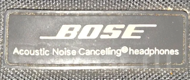 Bose QuietComfort 3 ����