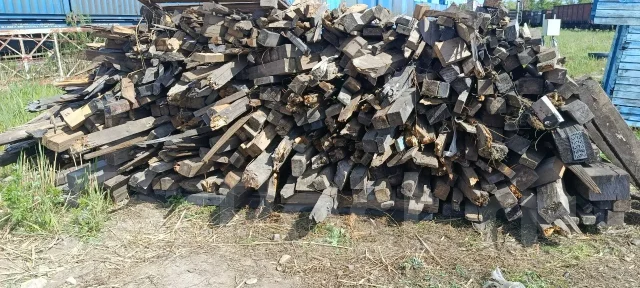 ����� ����
