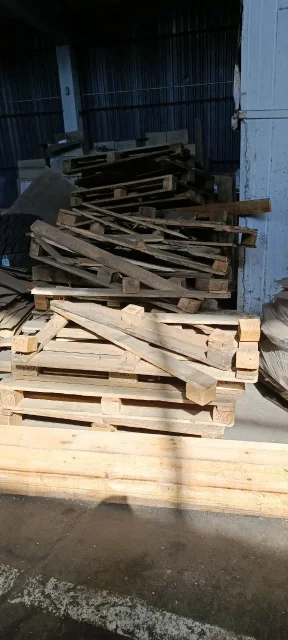 ����� ����